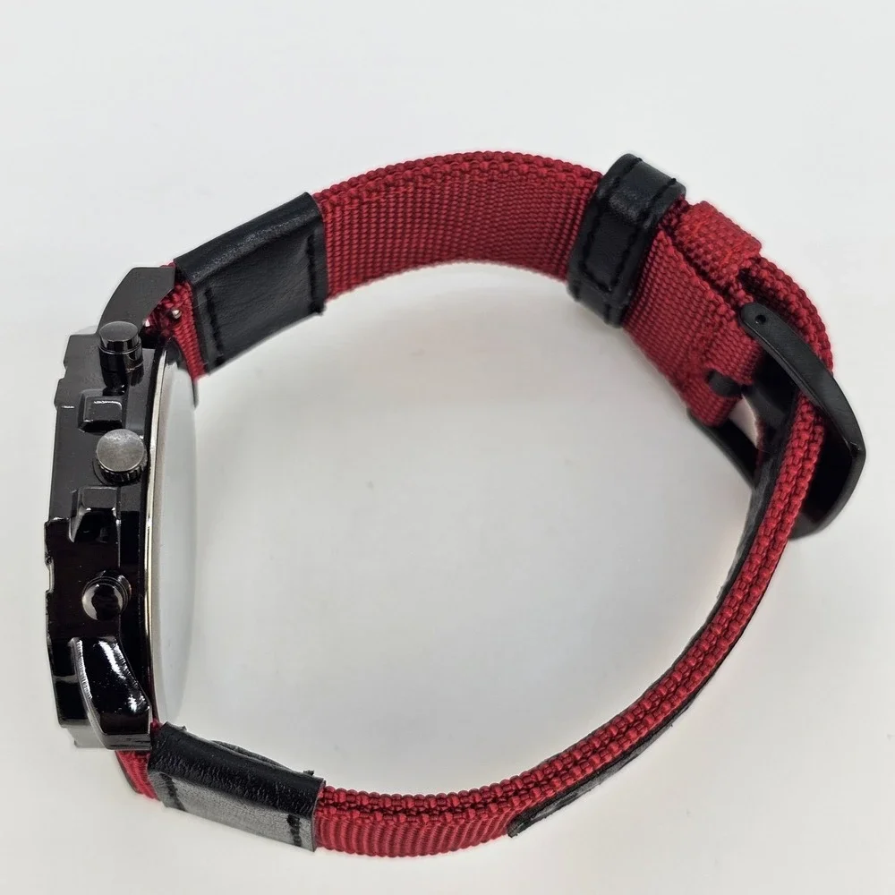 Men's Watch 42MM Black Dial Date Black Red Canvas Band‎ Straps New Battery